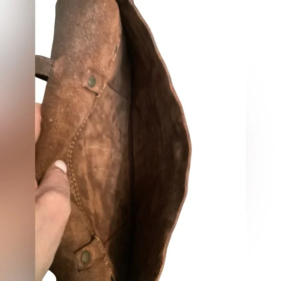 Campomaggi Leather Messenger Satchel (13″) - Picture 7 of 7